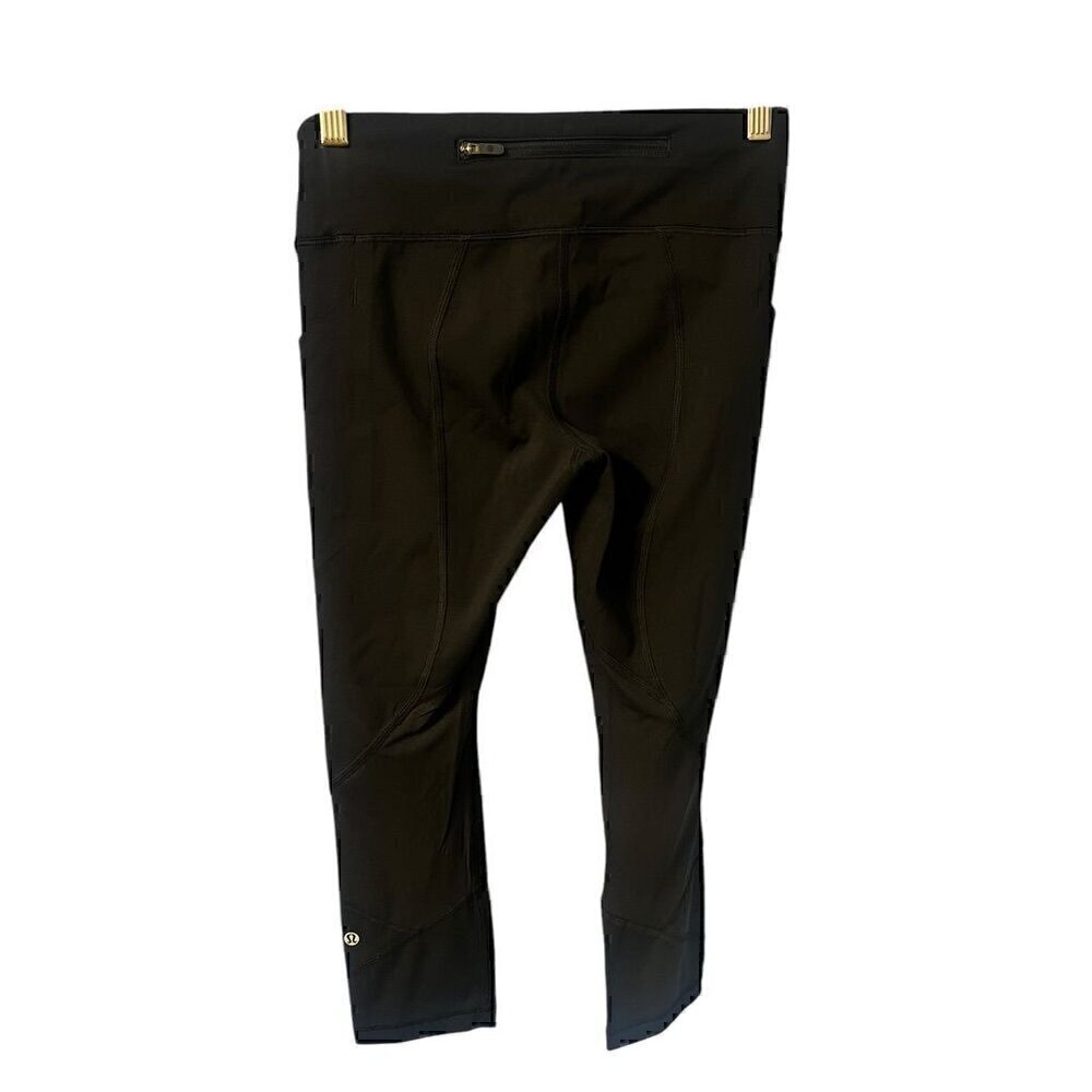 Lululemon Women High-Waisted Black Capris Leggings With Pockets, cropped yoga, 4